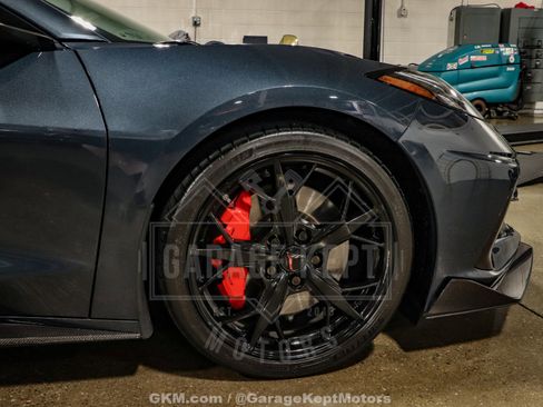 Used 2021 Chevrolet Corvette Stingray Premium Conv w/ Z51 Performance Package RWD image 77
