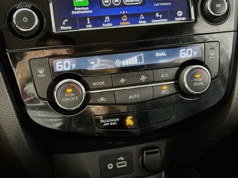 Used 2022 Nissan Rogue Sport SL image 18