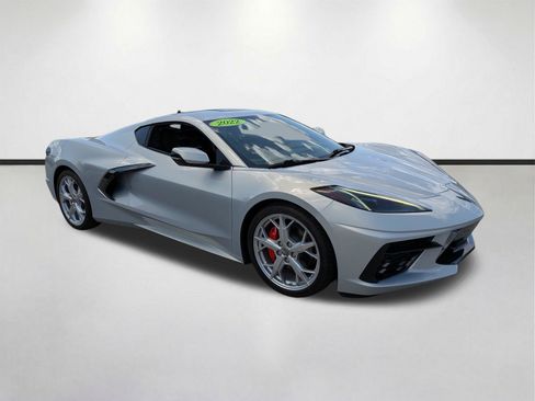 Used 2022 Chevrolet Corvette Stingray Premium Cpe w/ Engine Appearance Package RWD image 2