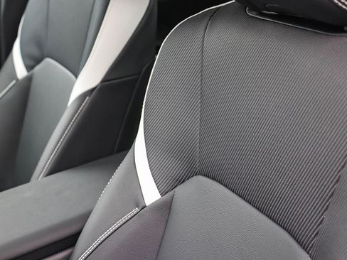 New 2026 Toyota Camry Hybrid FWD image 27