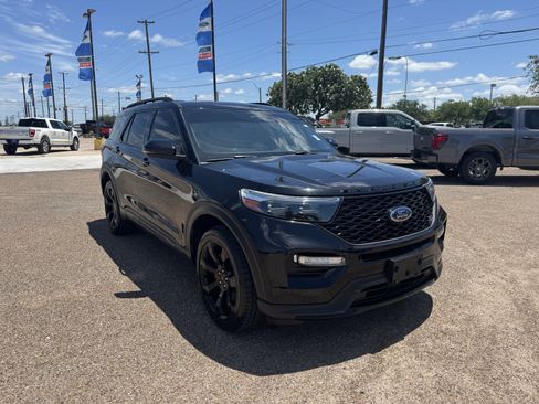 Certified 2023 Ford Explorer ST w/ Equipment Group 401A AWD/4WD image 5