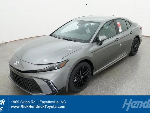 New 2026 Toyota Camry SE image 1