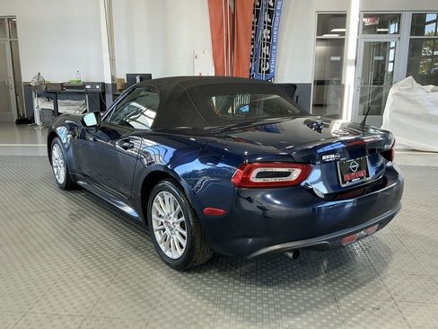 Used 2020 FIAT 124 Spider Classica w/ Technology Group image 9