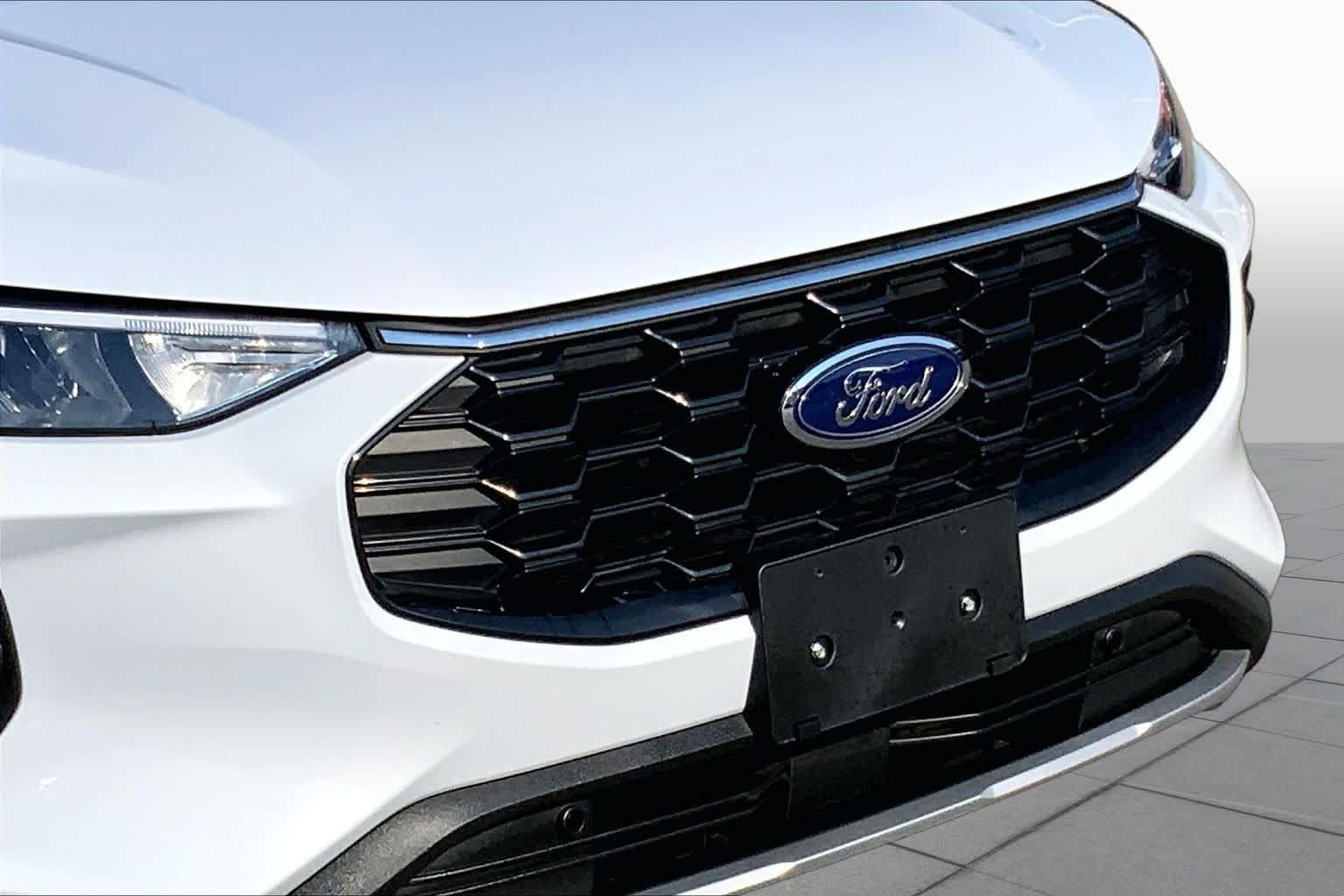Used 2026 Ford Escape ST-Line FWD image 25