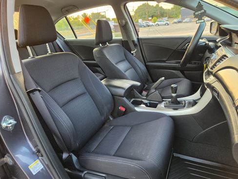 Used 2013 Honda Accord Sport image 13