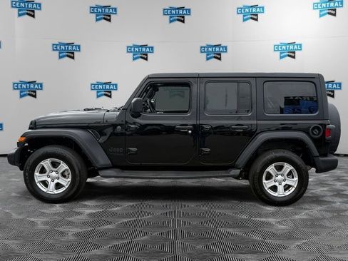 Certified 2022 Jeep Wrangler Unlimited Sport AWD/4WD image 2