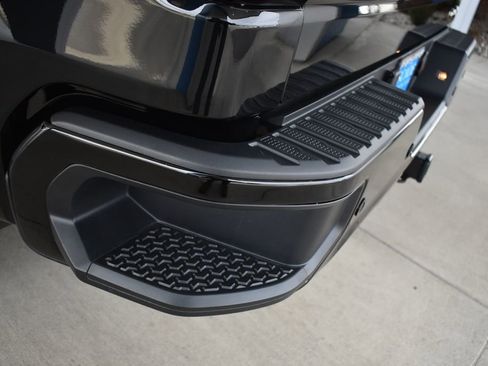 Certified 2025 GMC Sierra 1500 AT4 w/ Technology Package image 11