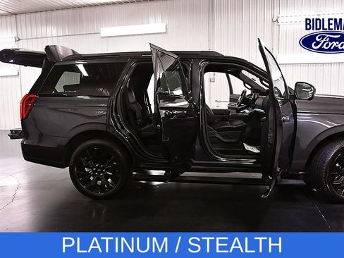 Used 2025 Ford Expedition Platinum w/ Stealth Appearance Package AWD/4WD image 34