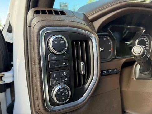 Certified 2023 GMC Sierra 2500 Denali w/ Denali Ultimate Package AWD/4WD image 21
