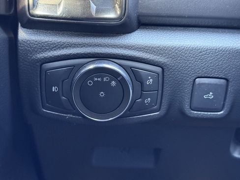 Used 2019 Ford Ranger Lariat w/ Black Appearance Package image 22