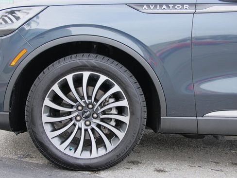 Used 2022 Lincoln Aviator Reserve image 14