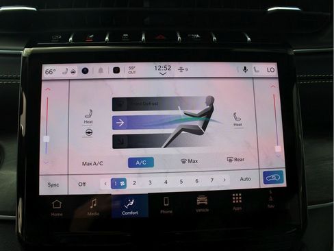 New 2025 Jeep Grand Cherokee Limited w/ Black Appearance Package image 18