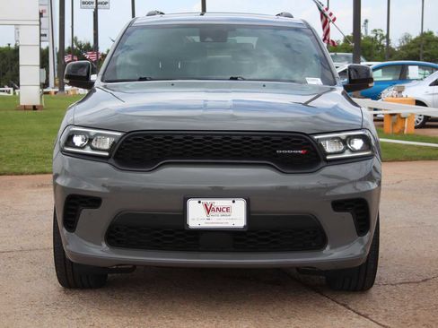 Used 2025 Dodge Durango GT AWD/4WD image 3