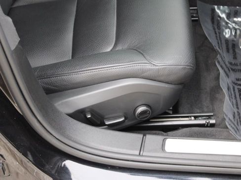 Used 2024 Volvo S60 B5 Plus image 21