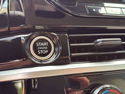 Certified 2023 Nissan Pathfinder SL image 21