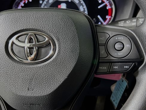 Used 2025 Toyota RAV4 LE image 20