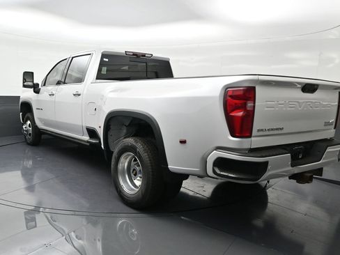 Used 2022 Chevrolet Silverado 3500 High Country image 3