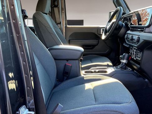 New 2026 Jeep Wrangler Unlimited Sport AWD/4WD image 25