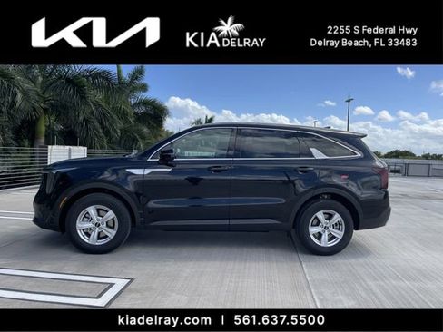 New 2026 Kia Sorento LX FWD image 5