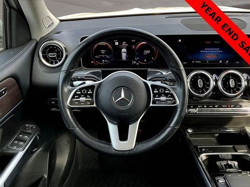 Used 2021 Mercedes-Benz GLB 250 4MATIC image 5