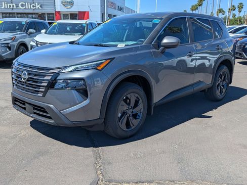New 2026 Nissan Rogue SV FWD image 5