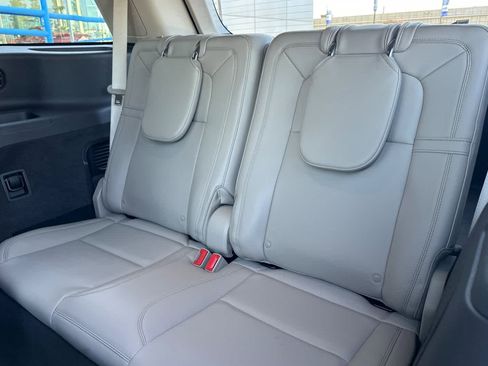 Used 2022 Lincoln Aviator Reserve w/ Equipment Group 201A image 16