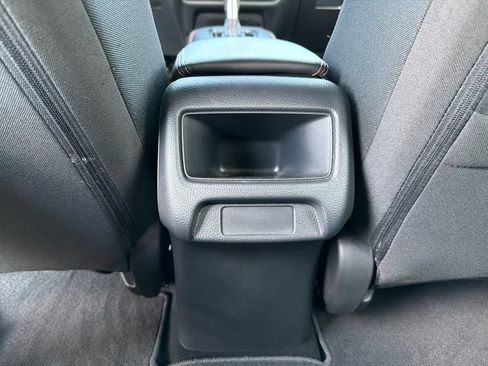 Used 2025 Honda HR-V Sport image 17