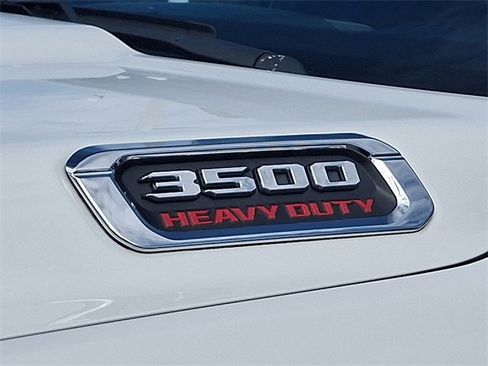 Used 2023 RAM 3500 Tradesman w/ Chrome Appearance Group image 31