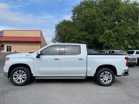 New 2026 Chevrolet Silverado 1500 LTZ w/ LTZ Premium Package AWD/4WD image 5