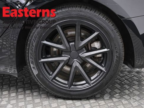 Used 2023 Tesla Model 3 Standard Range image 27