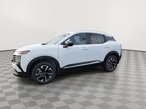 New 2026 Nissan Kicks SV w/ SV Premium Package image 4