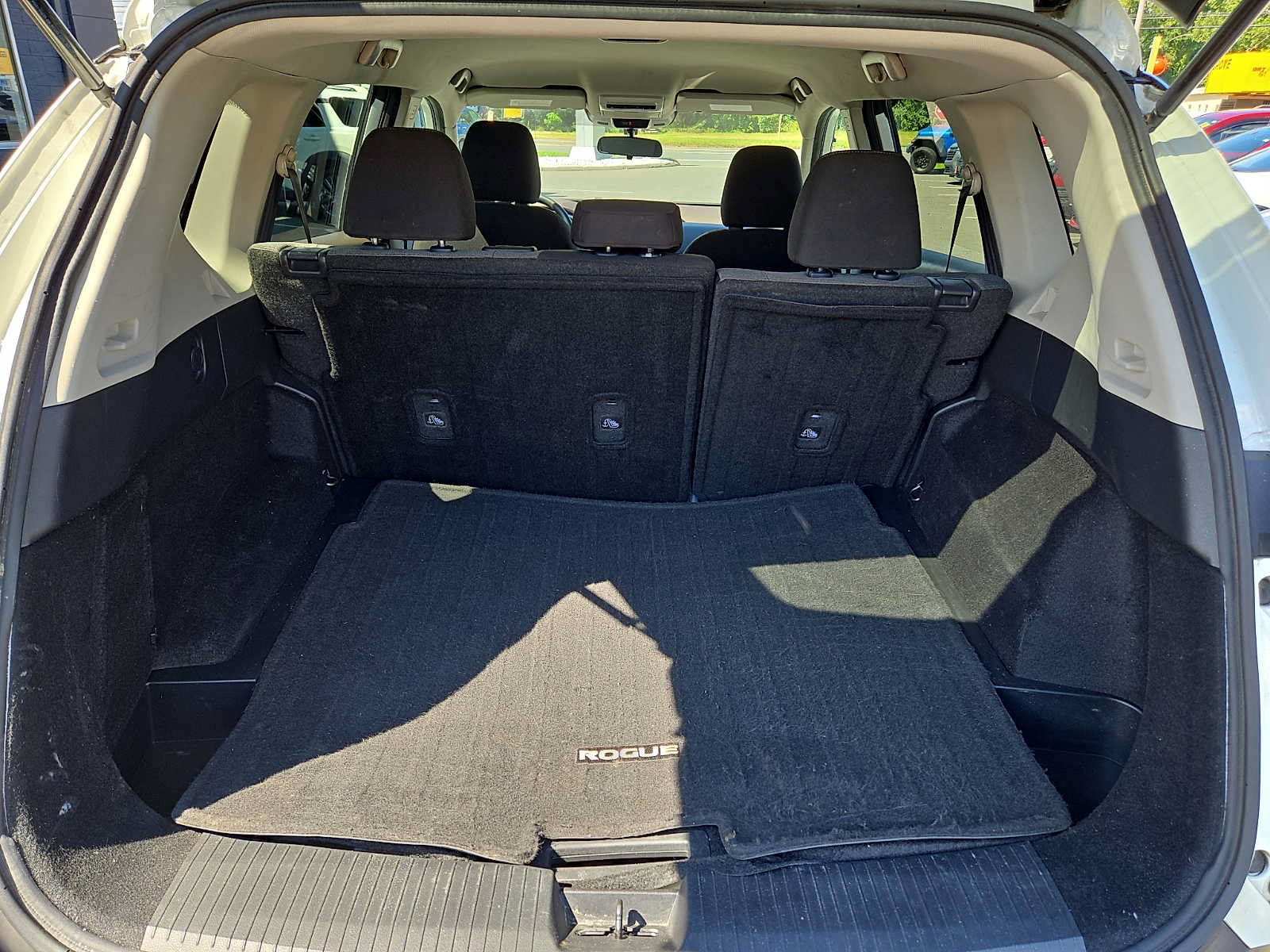Used 2021 Nissan Rogue S AWD/4WD image 29