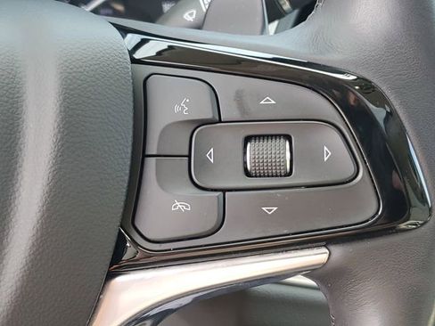 Used 2023 Buick Enclave Essence w/ Experience Buick Package AWD/4WD image 12