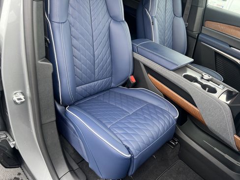 New 2026 Cadillac Vistiq Premium Luxury image 29