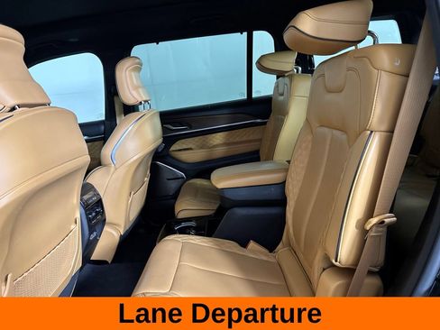 Used 2023 Jeep Grand Cherokee L Summit w/ High Altitude Package AWD/4WD image 26
