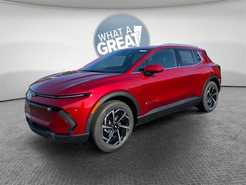 New 2026 Chevrolet Equinox EV LT image 8