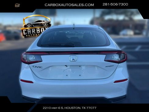 Used 2024 Honda Civic Sport image 4
