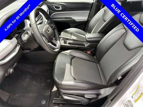 Used 2024 Jeep Compass Latitude AWD/4WD image 11