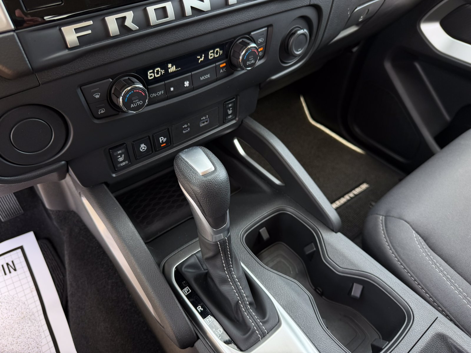 Used 2025 Nissan Frontier SV w/ SV Convenience Package RWD image 19