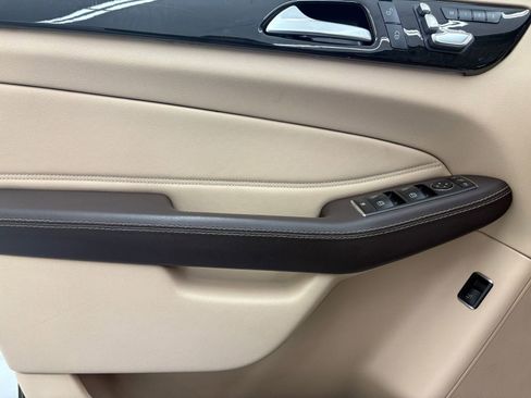 Used 2017 Mercedes-Benz GLE 350 image 12