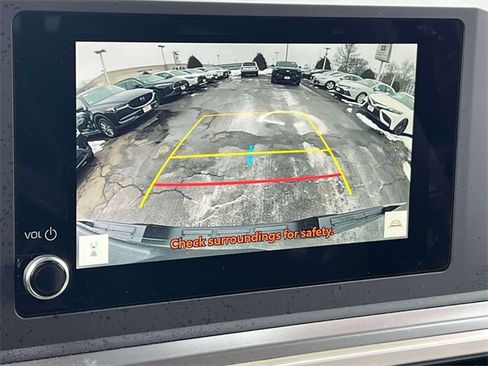 Certified 2025 Toyota Tacoma SR5 w/ SR5 Upgrade Package image 36