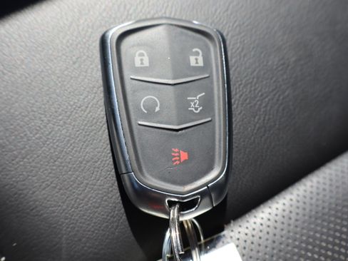 Used 2017 Nissan Rogue SV AWD/4WD image 32