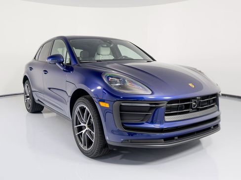 New 2026 Porsche Macan image 12