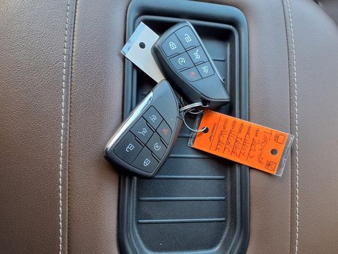 Used 2023 Chevrolet Tahoe High Country image 41