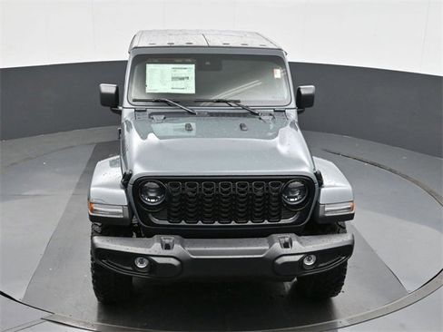 Used 2024 Jeep Gladiator Sport image 30