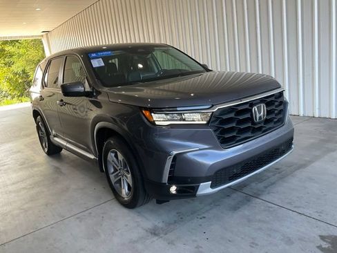 Certified 2025 Honda Pilot EX-L image 26