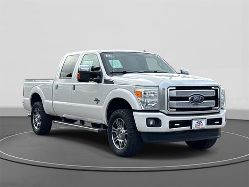 Used 2016 Ford F250 Platinum w/ FX4 Off-Road Package image 3