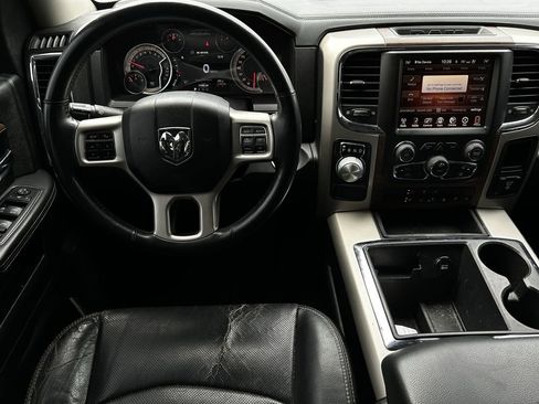 Used 2014 RAM 1500 Laramie w/ Convenience Group RWD image 13