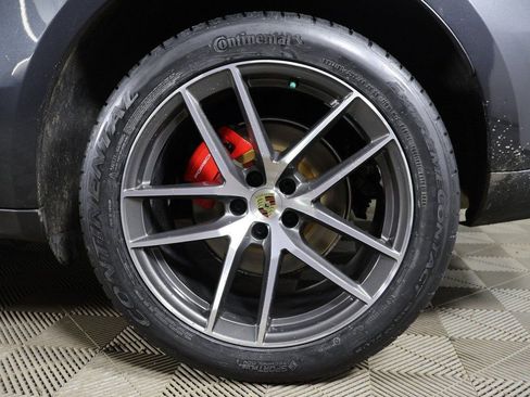 Used 2023 Porsche Macan S AWD/4WD image 24
