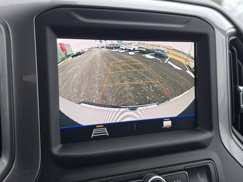 Used 2022 GMC Sierra 2500 Pro w/ Convenience Package image 6